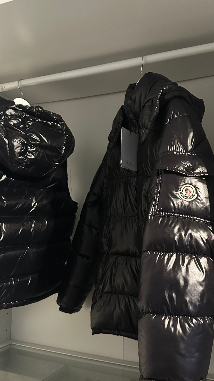 Moncler Maya, Ophalen of Verzenden, Zo goed als nieuw, Maat 46 (S) of kleiner, Zwart