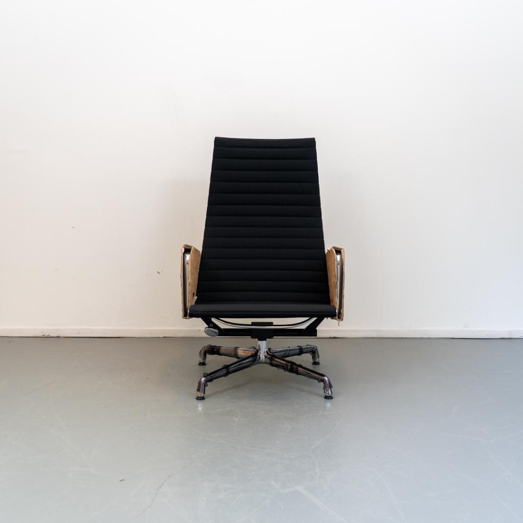 1x Vitra Eames EA 124 lounge chair Hopsak - Chroom, Niet ingevuld, Niet ingevuld, Nieuw, 75 tot 100 cm