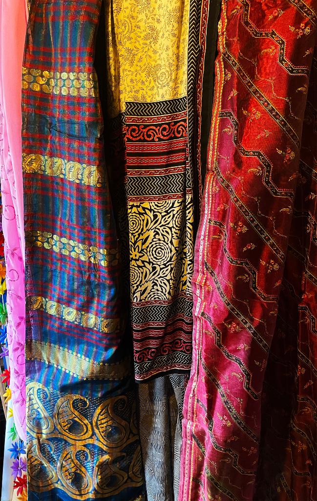 INDIASE KLEDING A'DAM OUD WEST, Kleding | Dames, Carnavalskleding en Feestkleding, Gedragen, Carnaval, Ophalen