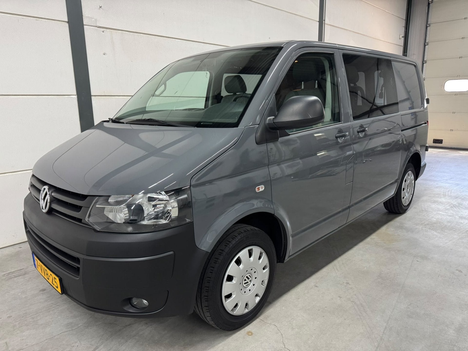 Volkswagen Transporter 2.0 TDI 140pk L1H1 Comfortline Rolsto, Auto's, Bestelauto's, Euro 5, Gebruikt, 4 cilinders, Volkswagen