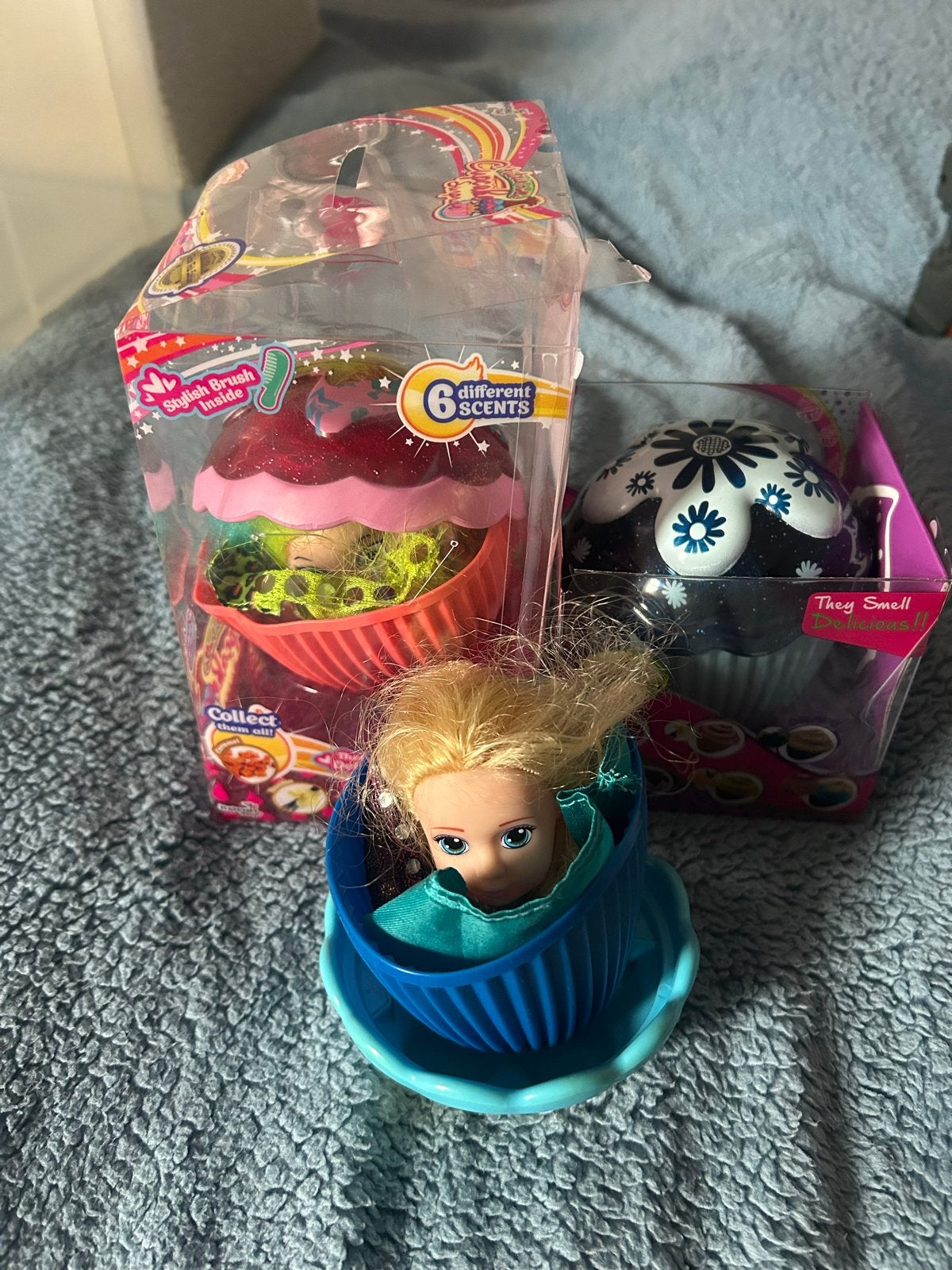 4 Cupcake Surprise poppen - zie twee foto’s, Ophalen of Verzenden, Zo goed als nieuw, Overige typen
