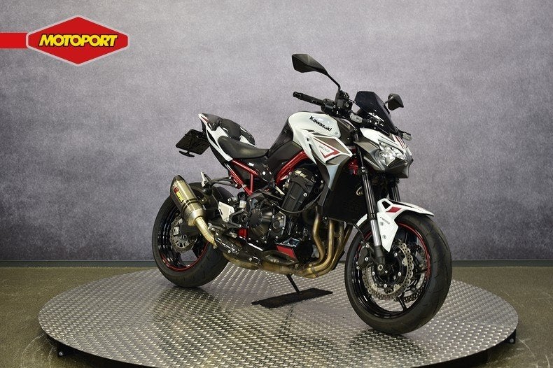 Kawasaki Z 900 PERFORMANCE (bj 2022), Motoren, Motoren | Kawasaki, Bedrijf, Info@kawasaki.nl, Jacobus Spijkerdreef 1-3
2132 PZ  Hoofddorp, NL