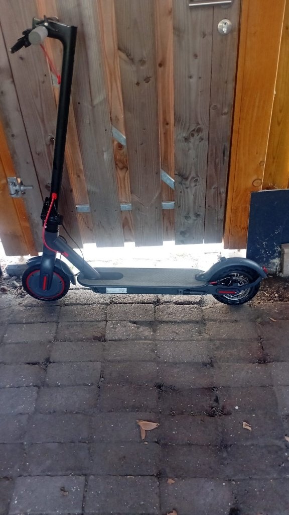 E step met app, Ophalen, Gebruikt, Elektrische step (E-scooter), Onbekend