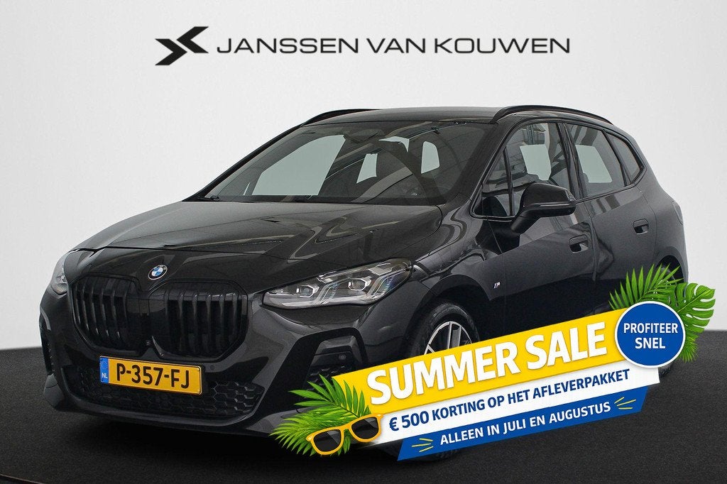 BMW 2-serie Active Tourer 220i M Sport Trekhaak Leder Stoelv