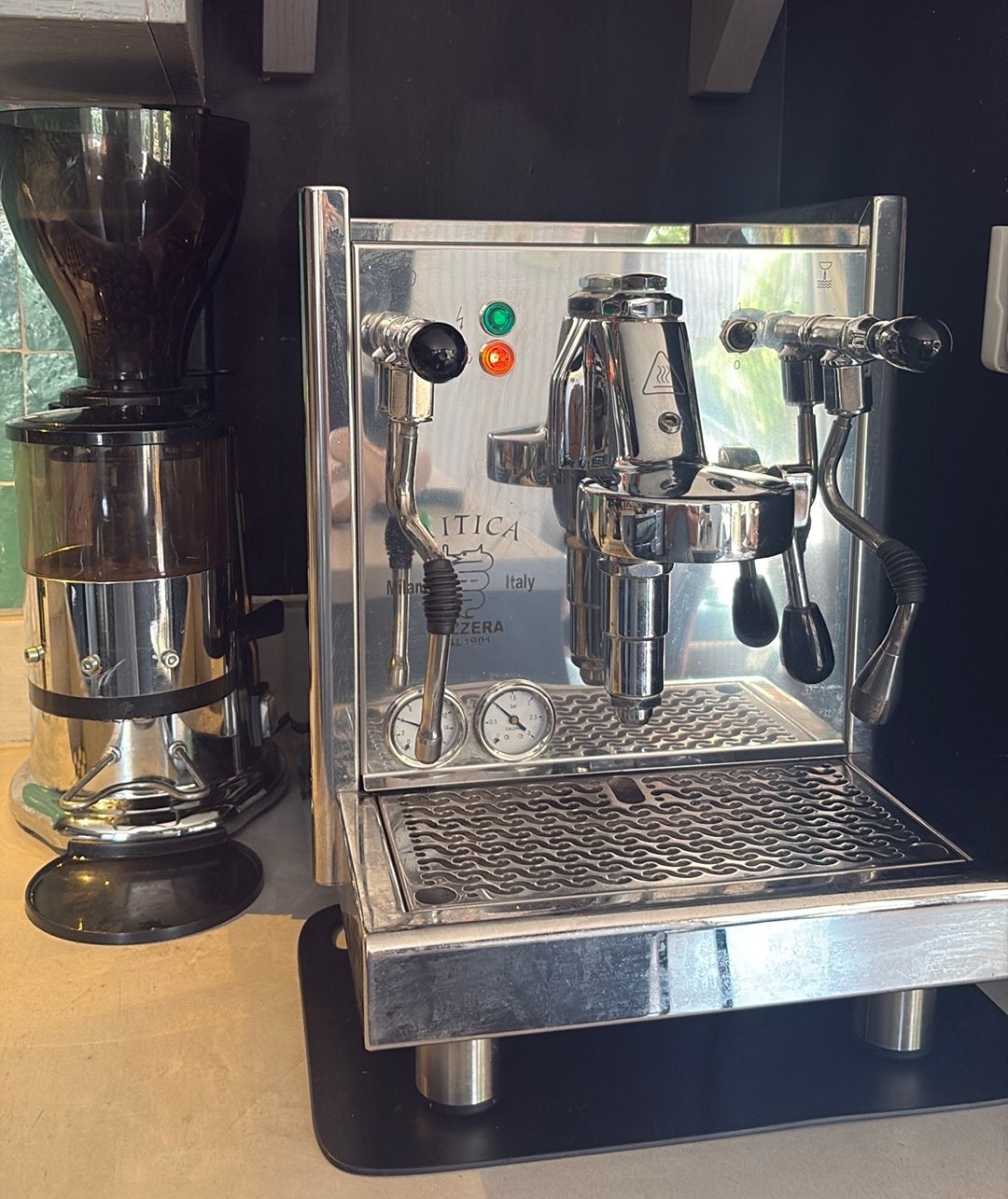 Complete Barista Set Bezzera Mitica S Macap M4 + Accessoires, Ophalen, Gebruikt, Espresso apparaat, Koffiebonen