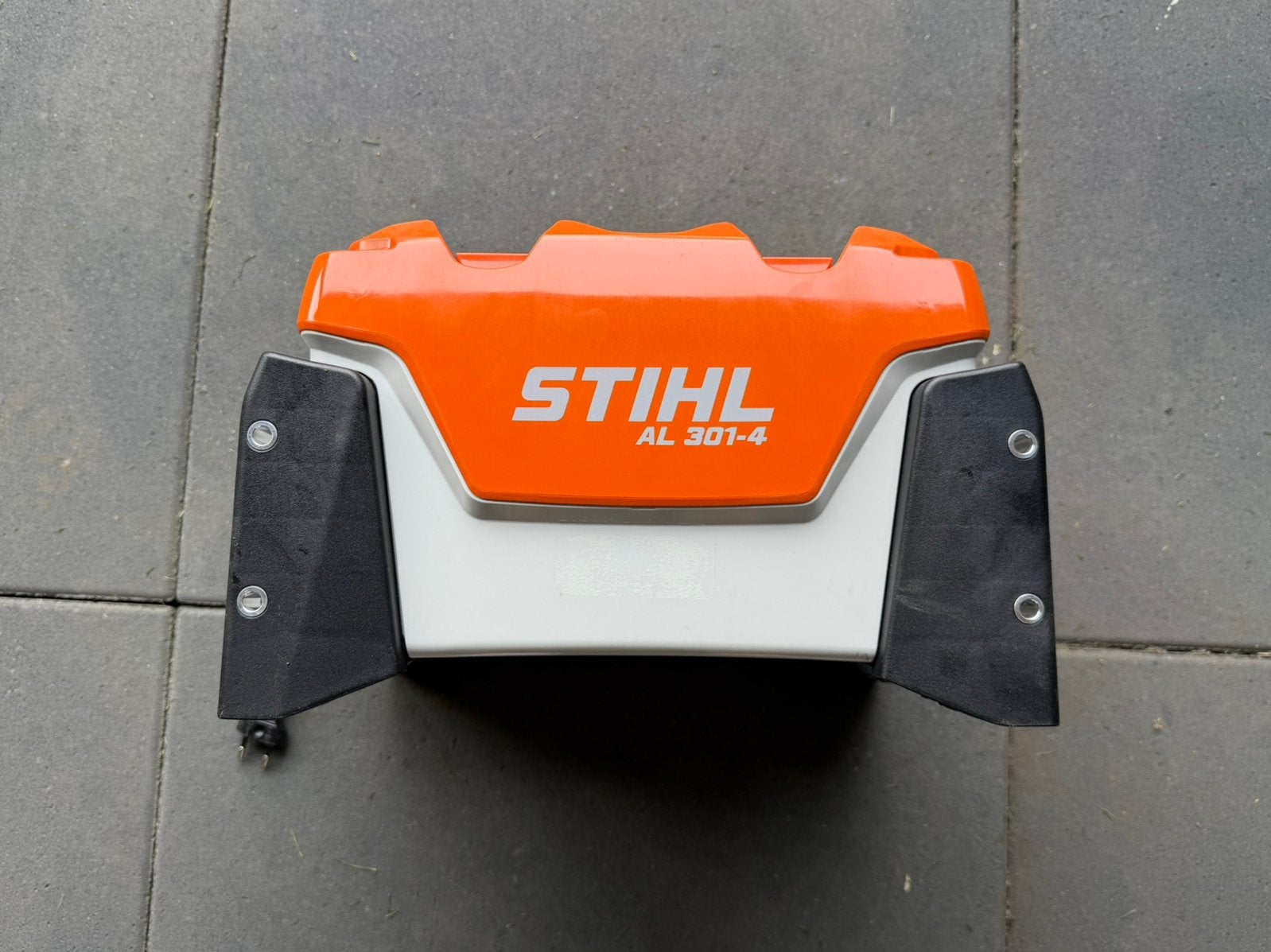 Stihl Al 301-4 acculader zgan ap accu lader, Ophalen, Zo goed als nieuw