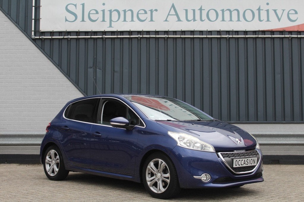 Peugeot 208 1.6 VTI ALLURE-NAVIGATIE-CRUISE CONTROL-LEER, Voorwielaandrijving, Euro 5, Gebruikt, 4 cilinders