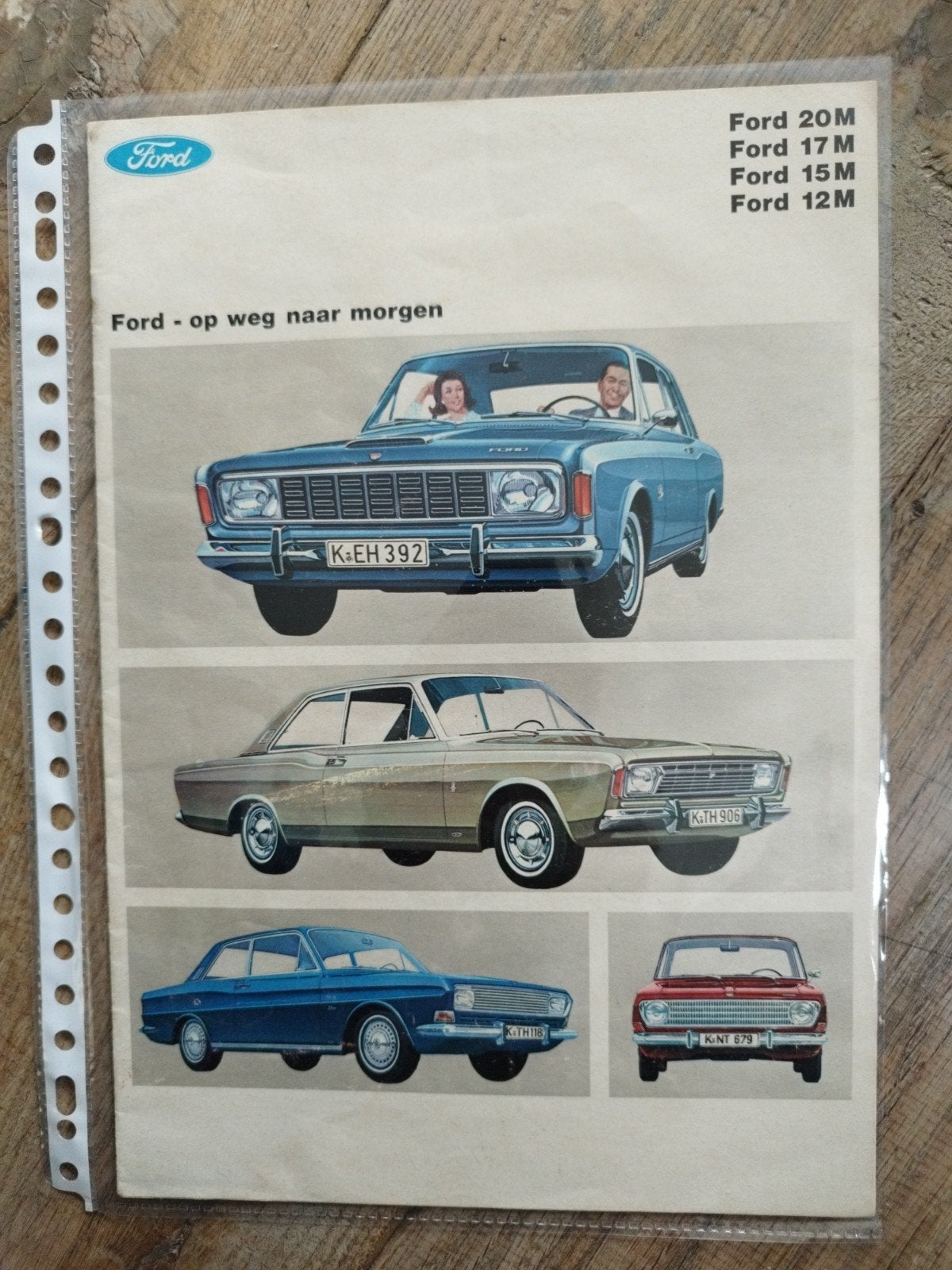 Ford 12M 15M 17M 20M brochure uit 1968, 12 pagina's, Boeken, Gelezen, Ford, Ophalen of Verzenden, Ford