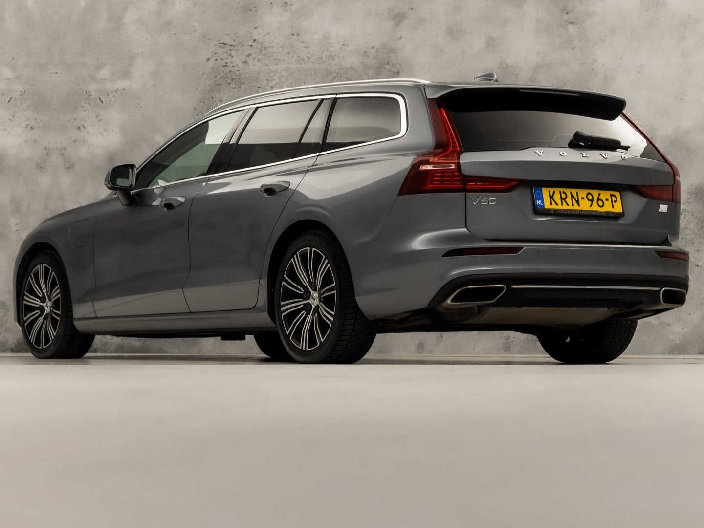 Volvo V60 2.0 T6 Recharge AWD Sport 391Pk Automaat (APPLE CA, Auto's, Volvo, Automaat, 12 maanden, Gebruikt, 4 cilinders
