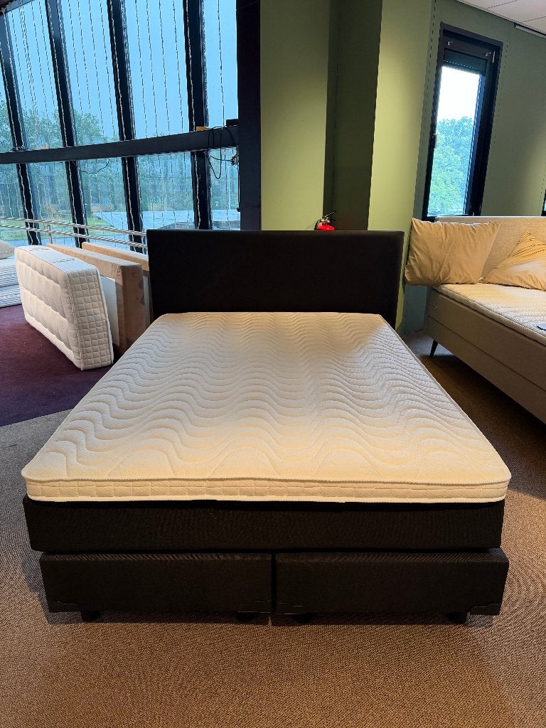 ️ SHOWROOMMODEL BOXSPRING 140x200 CM, Ophalen, Slapen@vangils.nl, Zwart, Nieuw