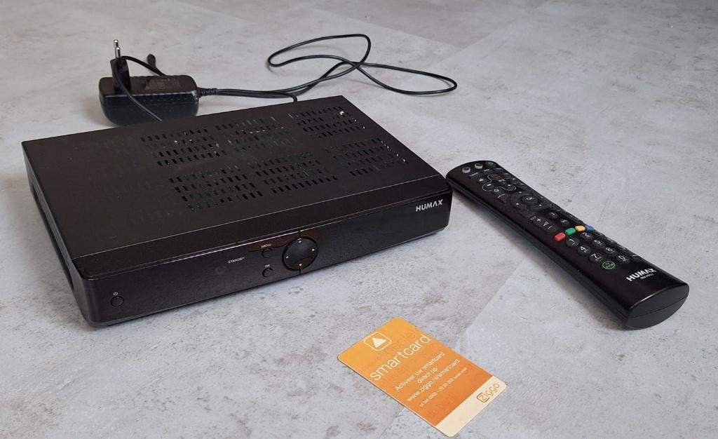 Humax IRHD5300C digitale kabelontvanger, Ophalen of Verzenden, Zo goed als nieuw, Decoder