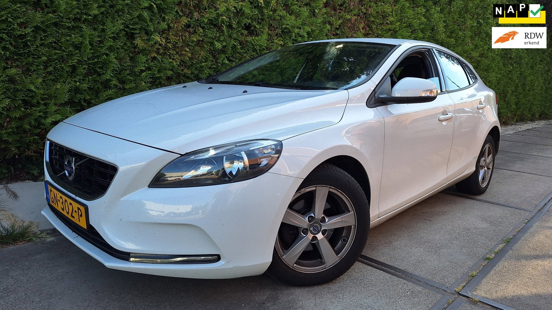Volvo V40 2.0 D2 Kinetic Business, Auto's, Voorwielaandrijving, Gebruikt, 4 cilinders, 1969 cc