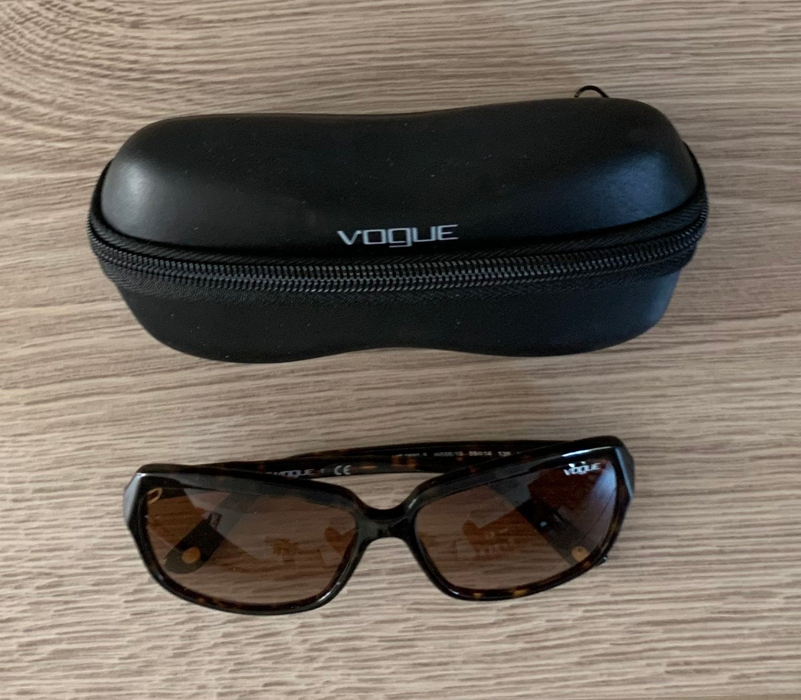 Vogue zonnebril, Overige merken, Gebruikt, Zonnebril, Bruin