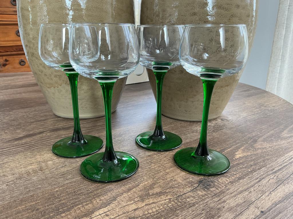 4 Vintage Luminarc France Wijnglazen met Groene Voet, Antiek en Kunst, Antiek | Glas en Kristal, Ophalen of Verzenden