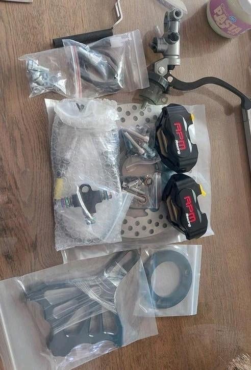 Rpm bracke kit voor schakelbrommers, Motoren, Ophalen of Verzenden