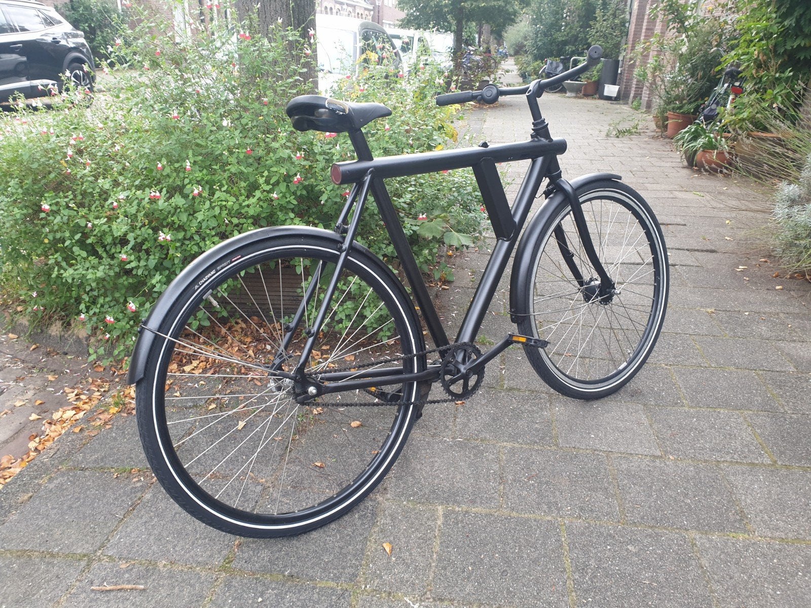 Foto 4 van VanMoof citybike herenfiets caferacer