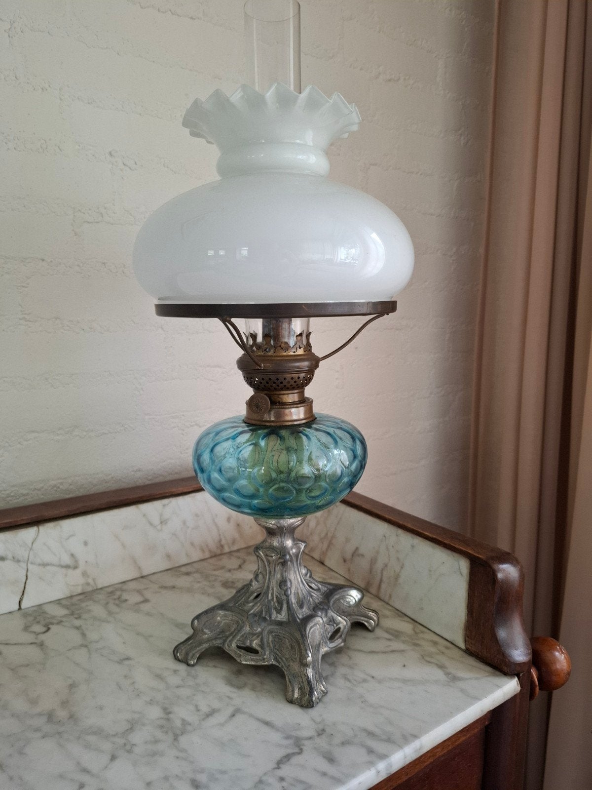 Mooie antieke olielamp, Antiek en Kunst, Ophalen