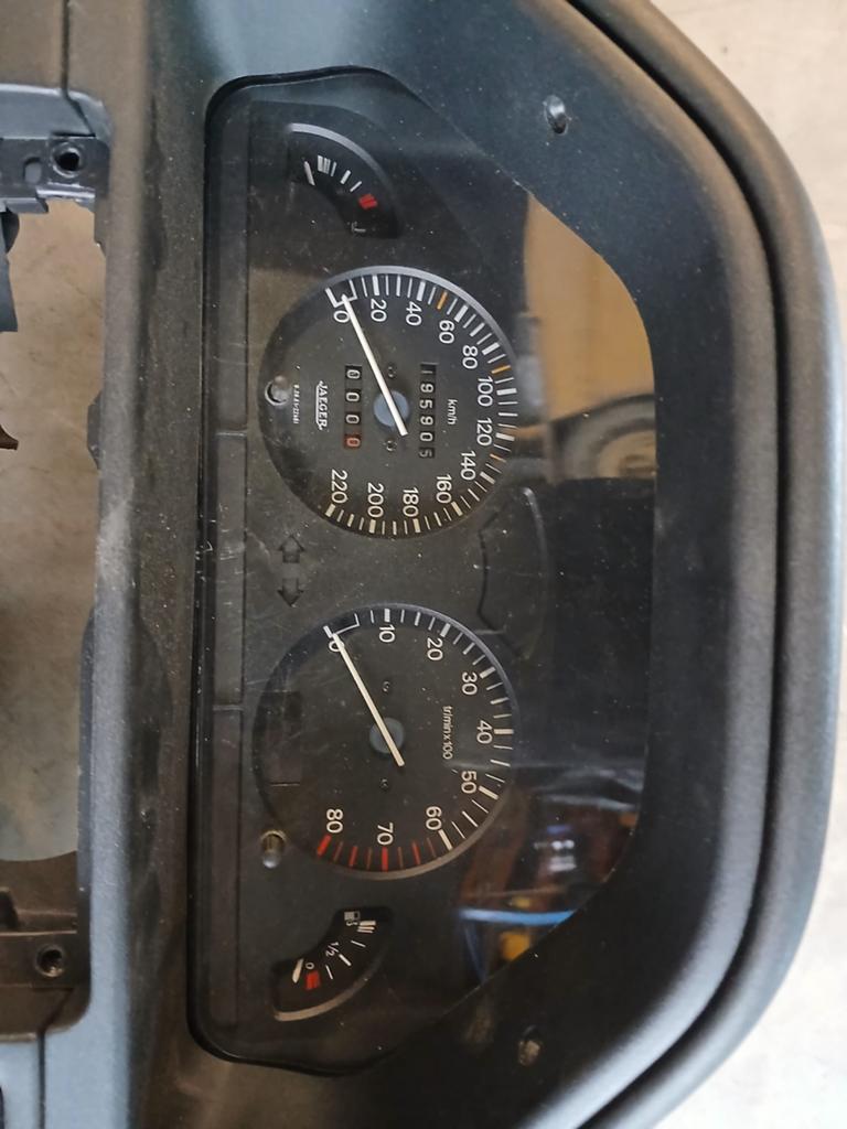Dashboard Peugeot 106 - Compleet met tellers en bediening, Auto-onderdelen, Dashboard en Schakelaars, Ophalen of Verzenden, Gebruikt