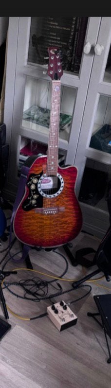 Stagg semi akoestisch gitaar, Ophalen of Verzenden, Zo goed als nieuw
