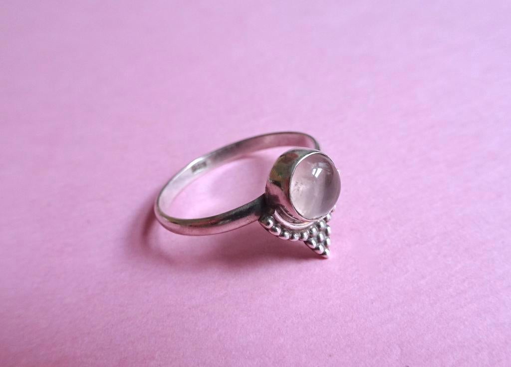jwg Vintage 70s boho art deco st maansteen steen ring zilver, Sieraden, Tassen en Uiterlijk, Antieke sieraden, Ring, Zilver, Met edelsteen