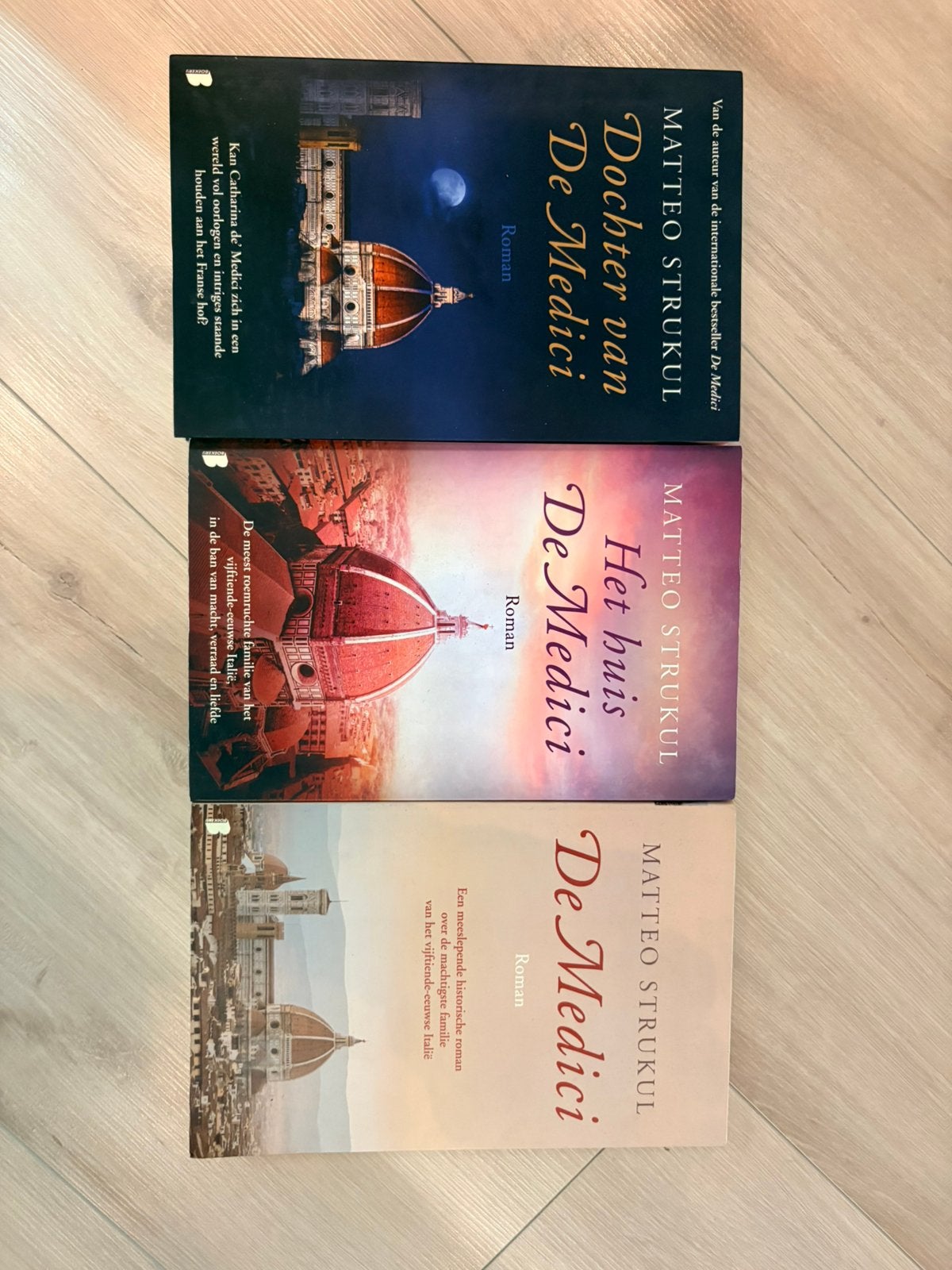 Matteo Strukul - De medici BOEKENREEKS, Boeken, Ophalen of Verzenden, Zo goed als nieuw, Matteo Strukul