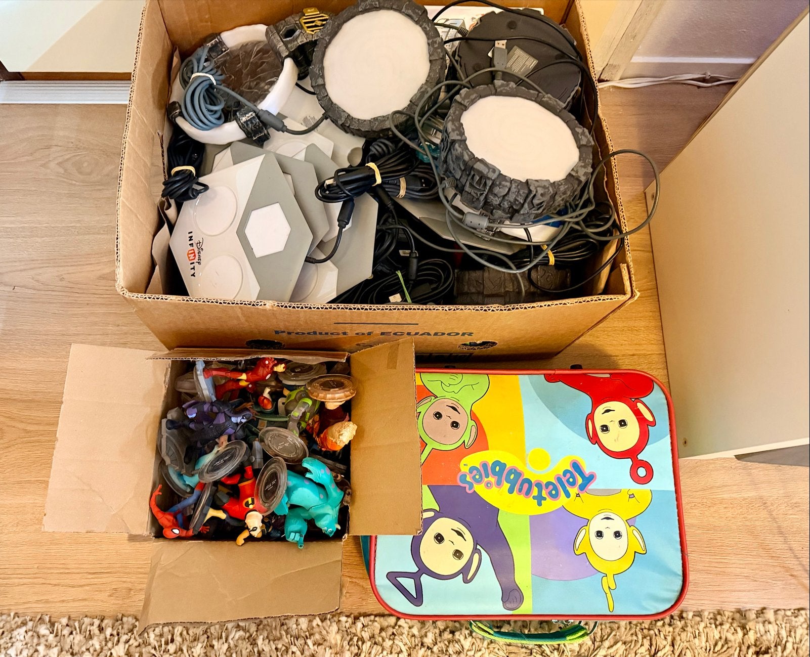 Grote collectie Skylanders en Disney Infinity figuren en por, Gebruikt, 2 spelers, Vanaf 7 jaar, Ophalen