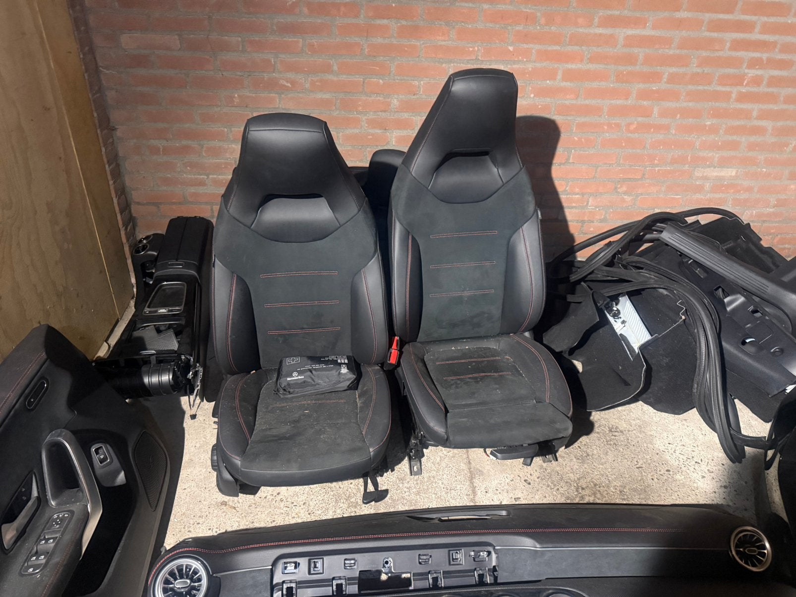 Mercedes-Benz cla 200 2023 onderdelen, Auto-onderdelen, Ophalen of Verzenden, Mercedes-Benz