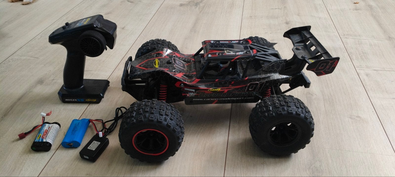 RC Auto Carson xs stadium fighter met extra batterij, Elektro, Gebruikt, Auto offroad, Ophalen of Verzenden