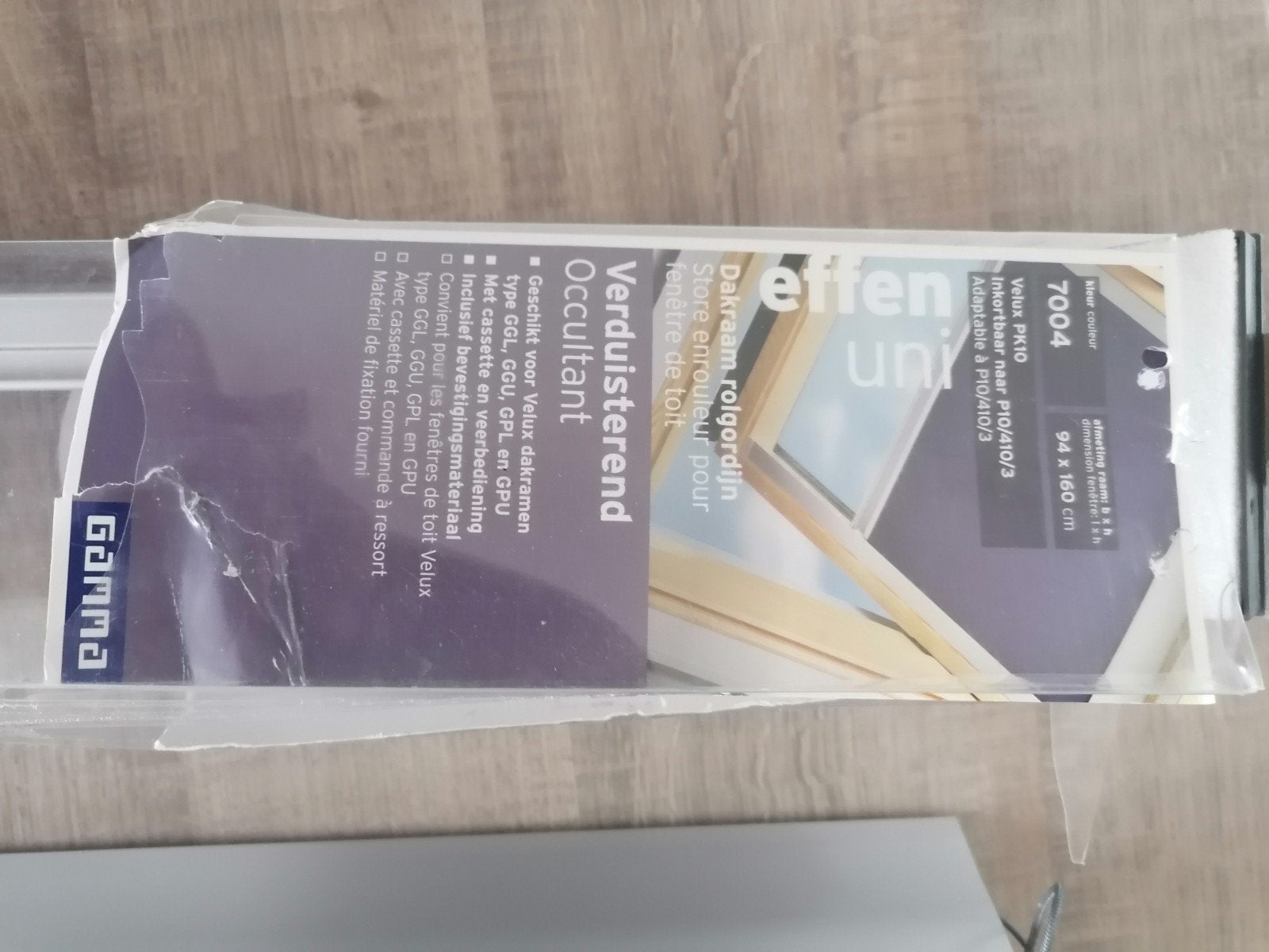 Verduisterend rolgordijn voor Velux dakramen, Ophalen, Overige merken, Inclusief montageonderdelen, Nieuw