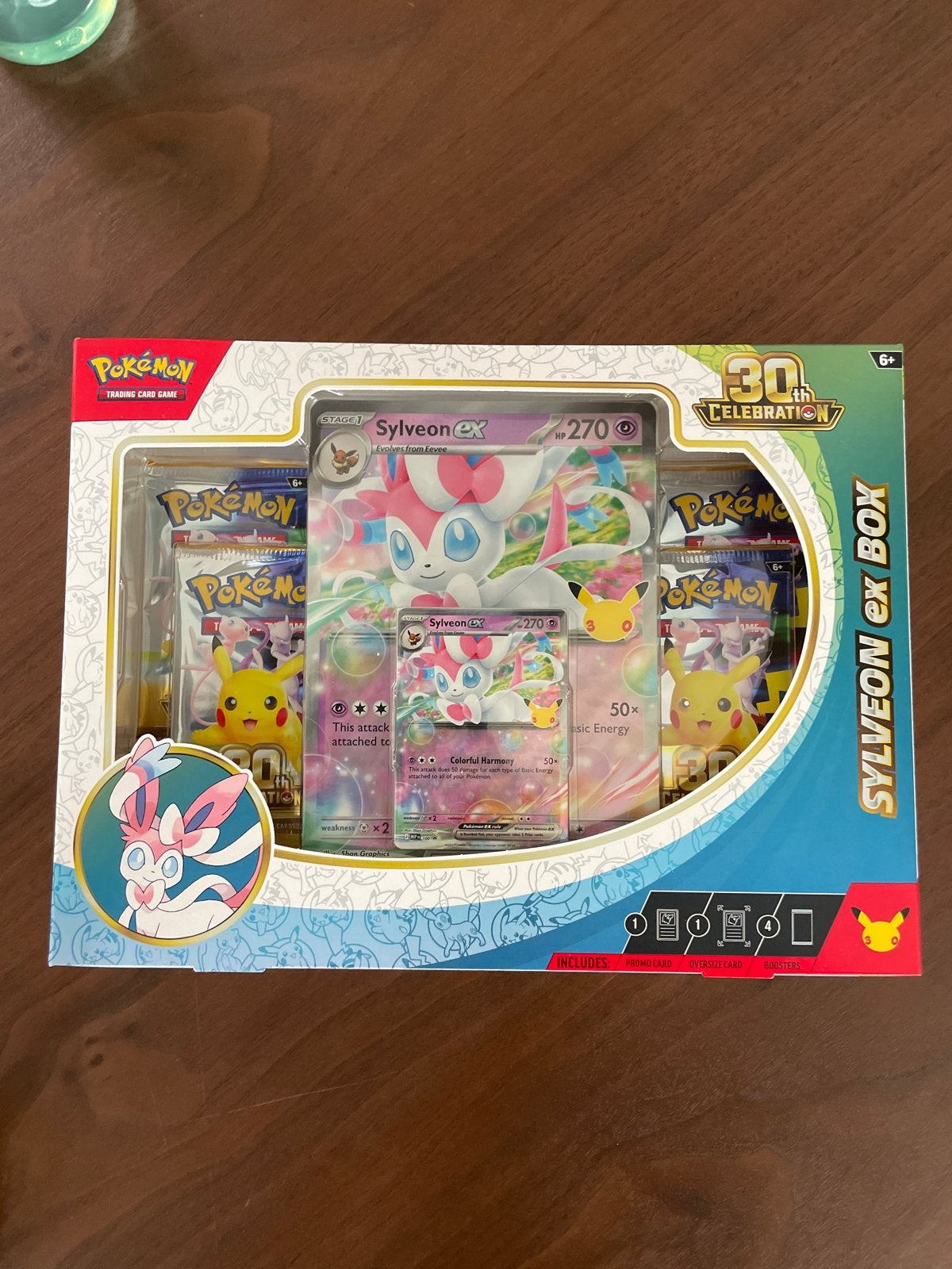 Pokémon 30th Celebrations Sylveon ex Box, Ophalen of Verzenden, Nieuw, Overige typen, Foil