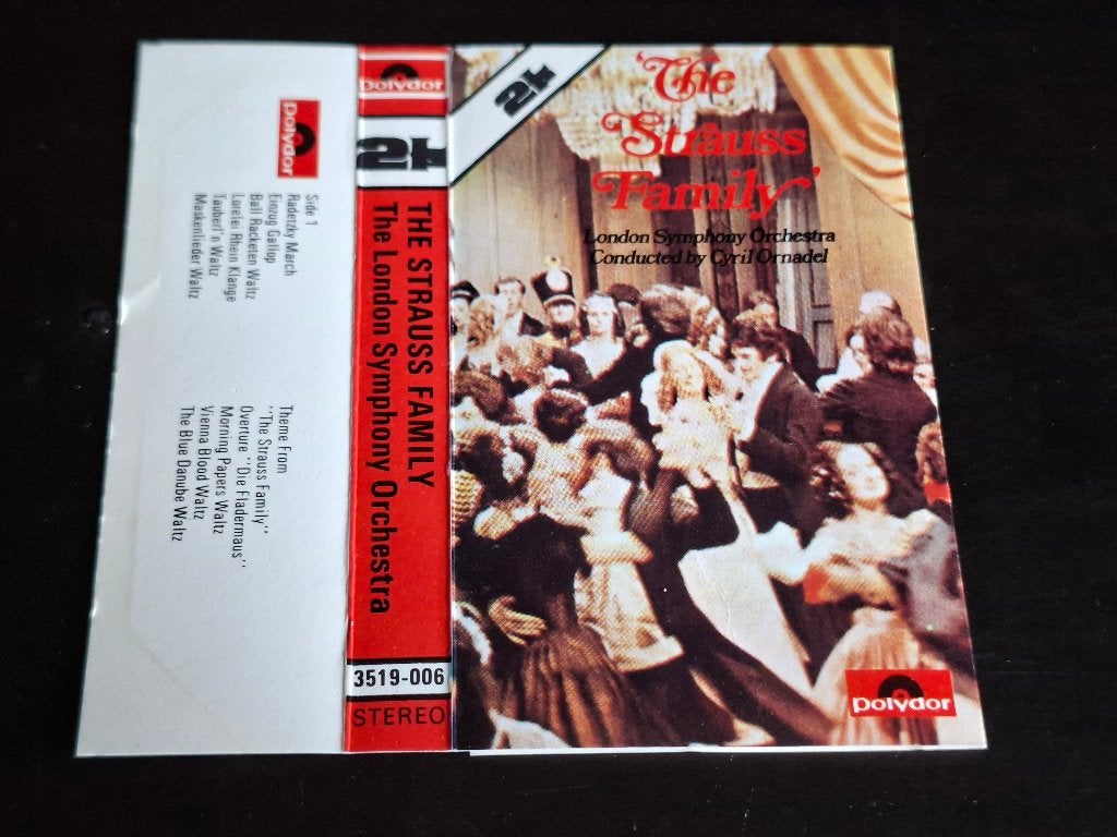 LONDON SYMPHONY ORCHESTRA - THE STRAUSS FAMILY (MC), Klassiek, 1 bandje, Ophalen of Verzenden, Zo goed als nieuw