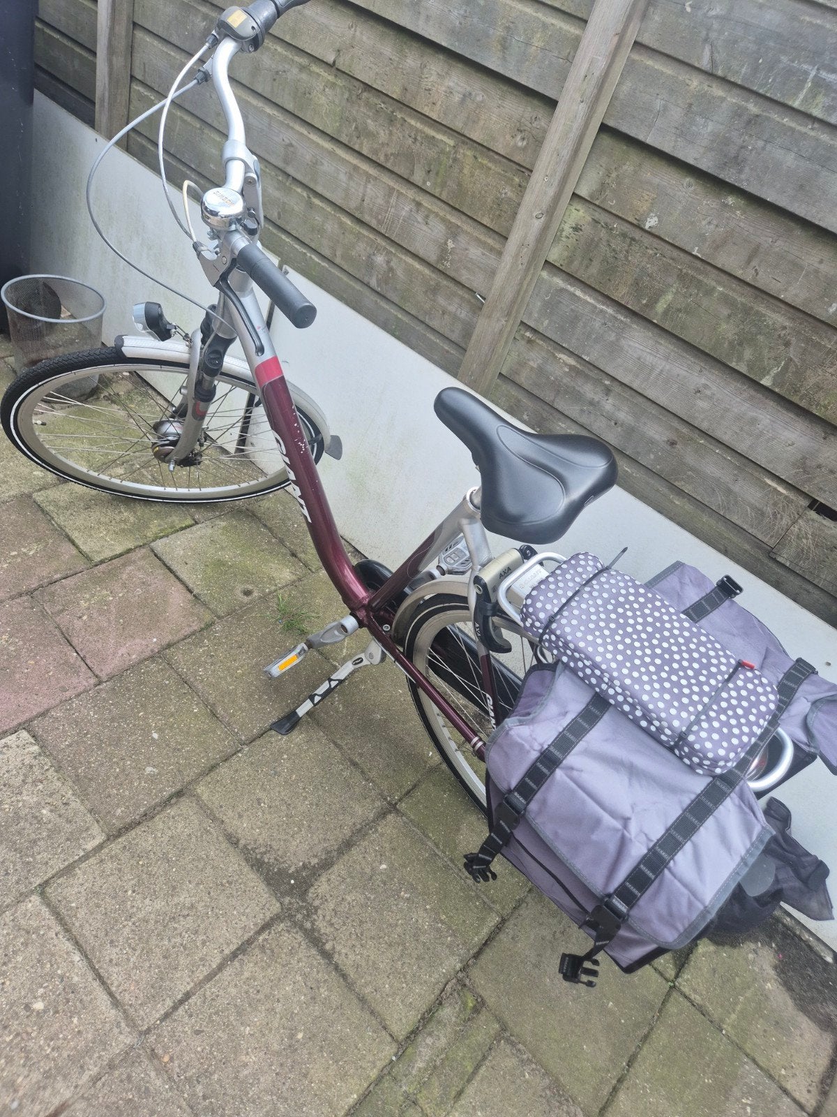 giant damesfiets 28 inch met 8 versnellingen, Fietsen en Brommers, Fietsen | Dames | Damesfietsen, Ophalen, Gebruikt, Giant, Versnellingen