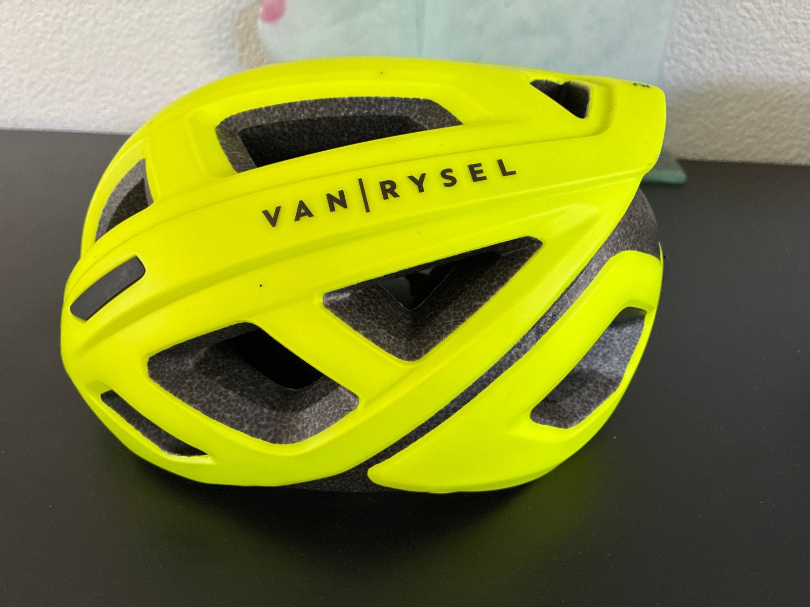 Van Rysel Fietshelm Geel - Maat L (59-62cm), Fietsen en Brommers, Ophalen of Verzenden, Zo goed als nieuw, L, Heer of Dame
