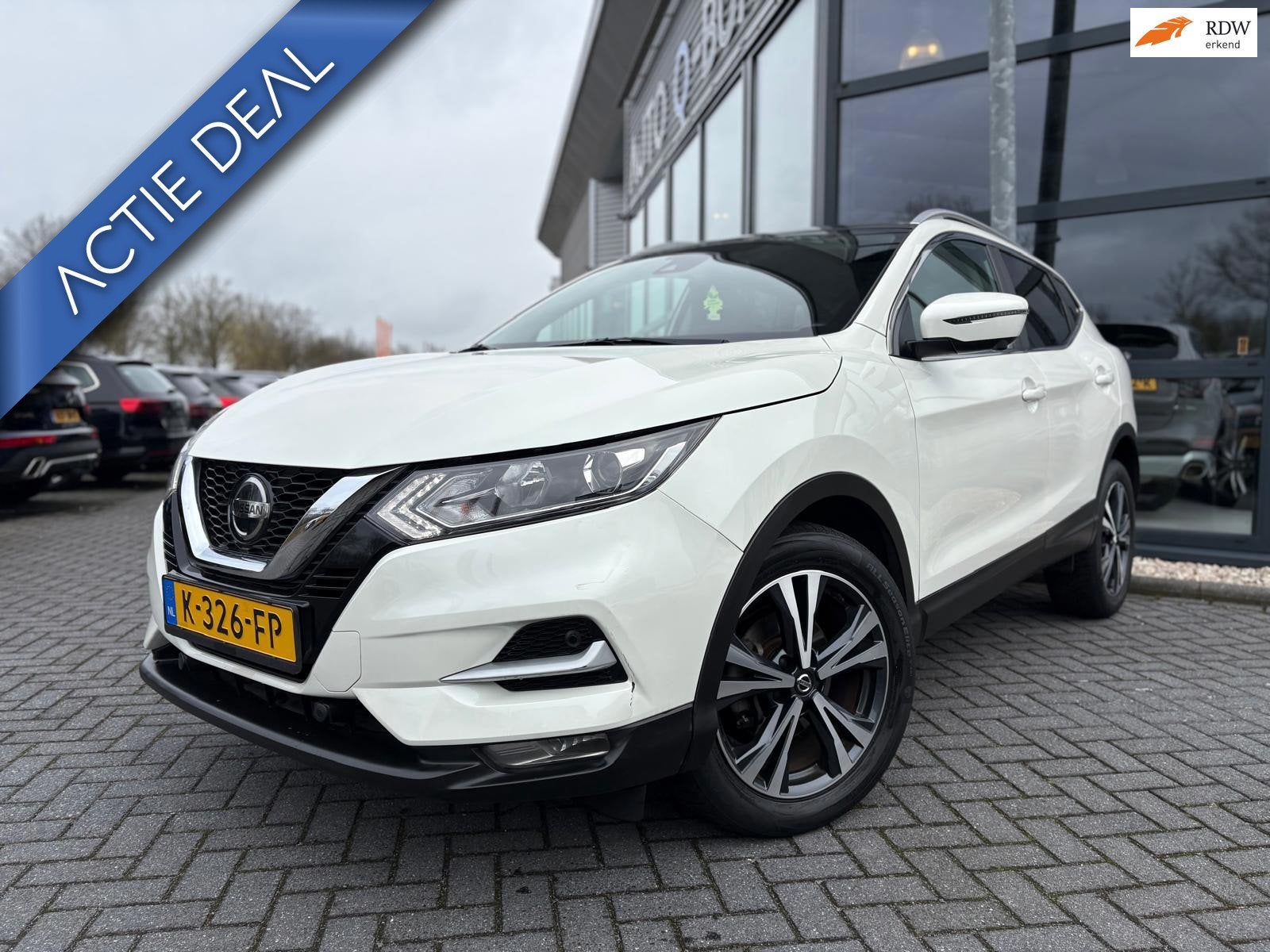 Nissan Qashqai 1.3 DIG-T Business Edition | Automaat | Panor
