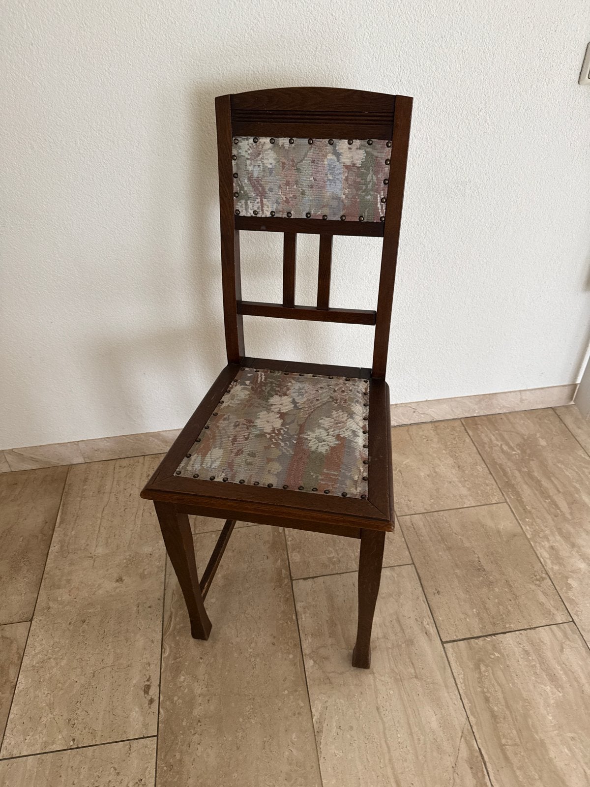 4 Antieke houten stoel met gebloemde bekleding, Ophalen of Verzenden