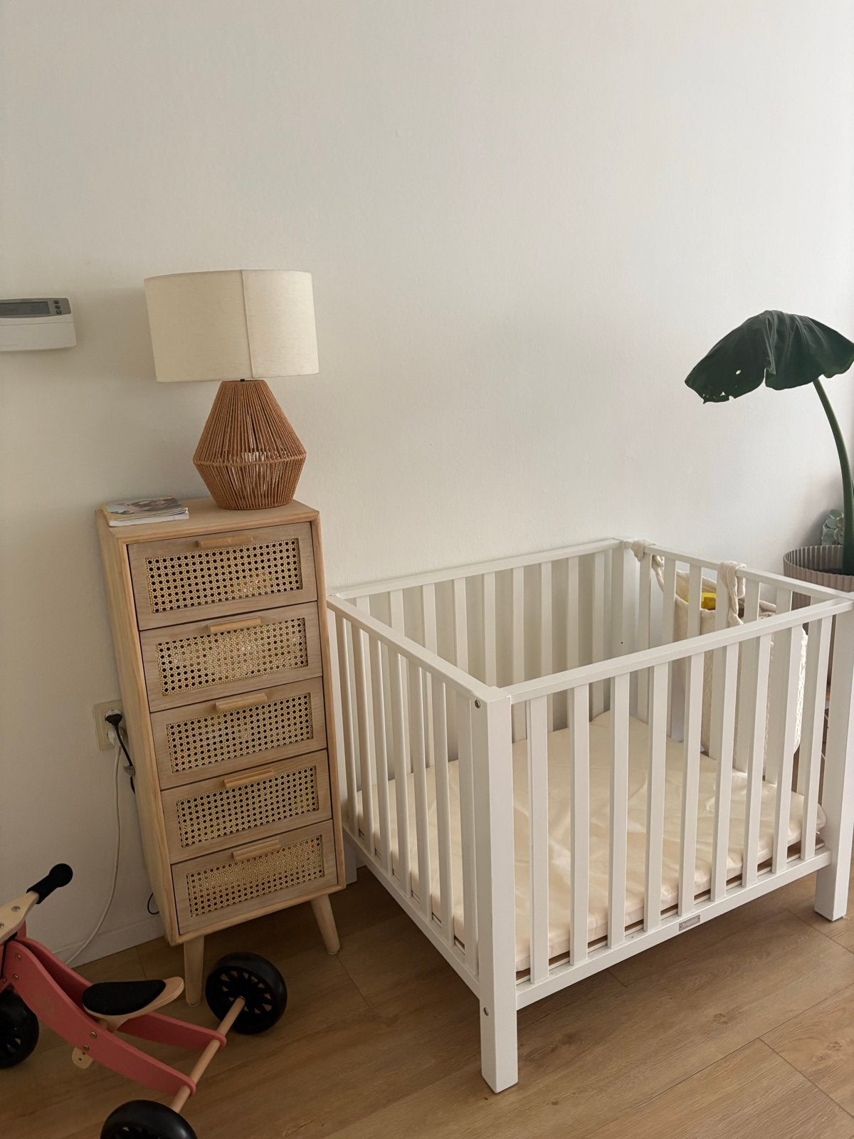 Bopita box inclusief matras en hoes, Kinderen en Baby's, Boxen, Ophalen of Verzenden, Zo goed als nieuw, Vierkant