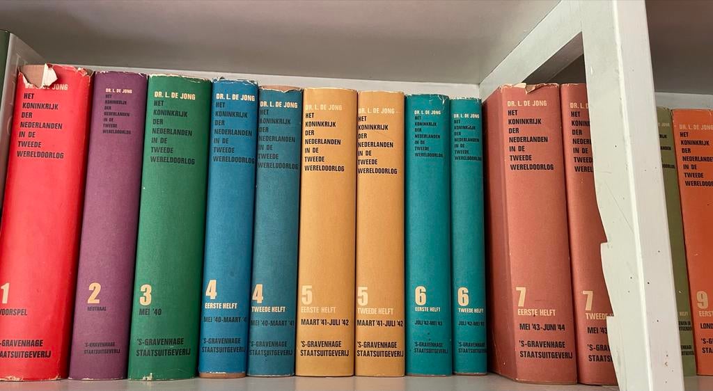 Lou de Jong - Het Koninkrijk der Nederlanden in WO II, Ophalen, 20e eeuw of later, Gelezen