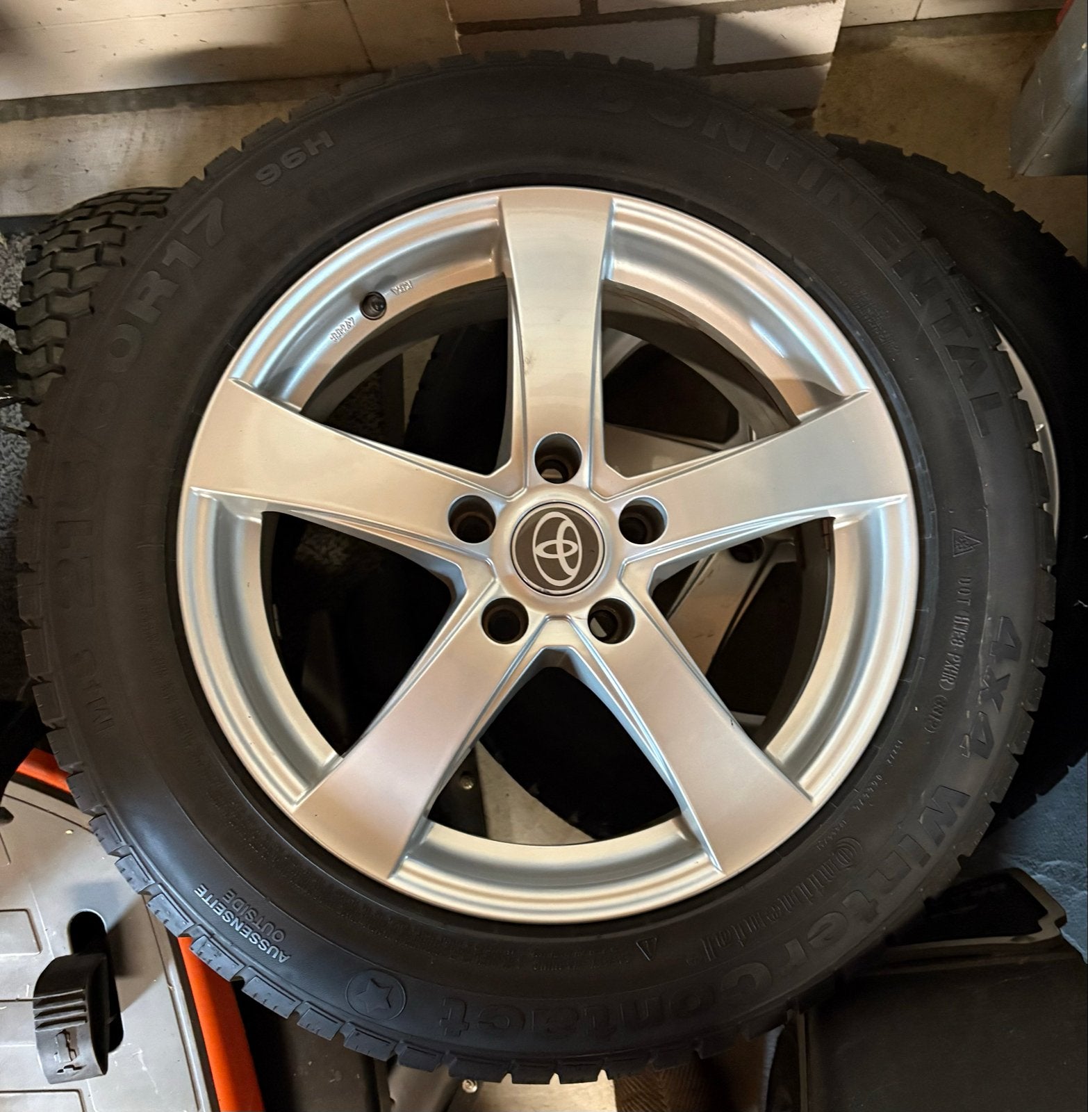 Toyota RAV4 Winterbanden op velg, Ophalen, Banden en Velgen, 17 inch, Winterbanden