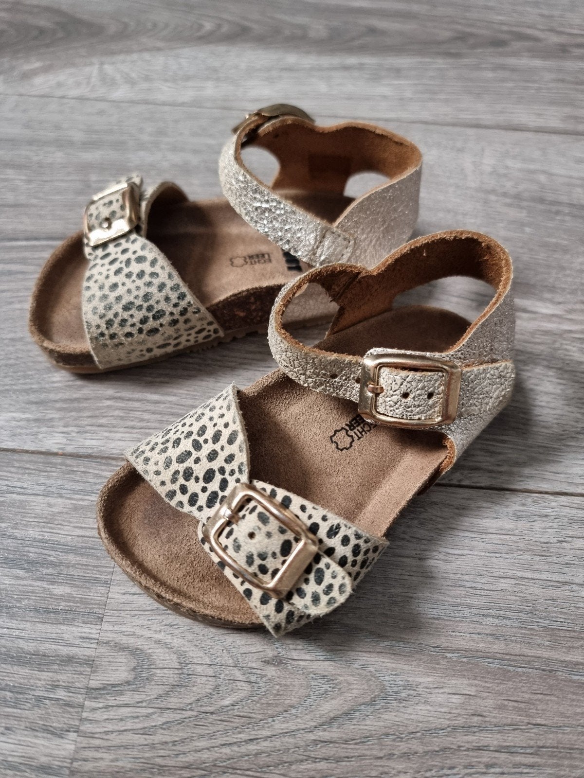 Mooie kinderen sandalen Groot, maat 21, Nieuw (AZ5), Ophalen of Verzenden, Nieuw, Meisje, Schoentjes