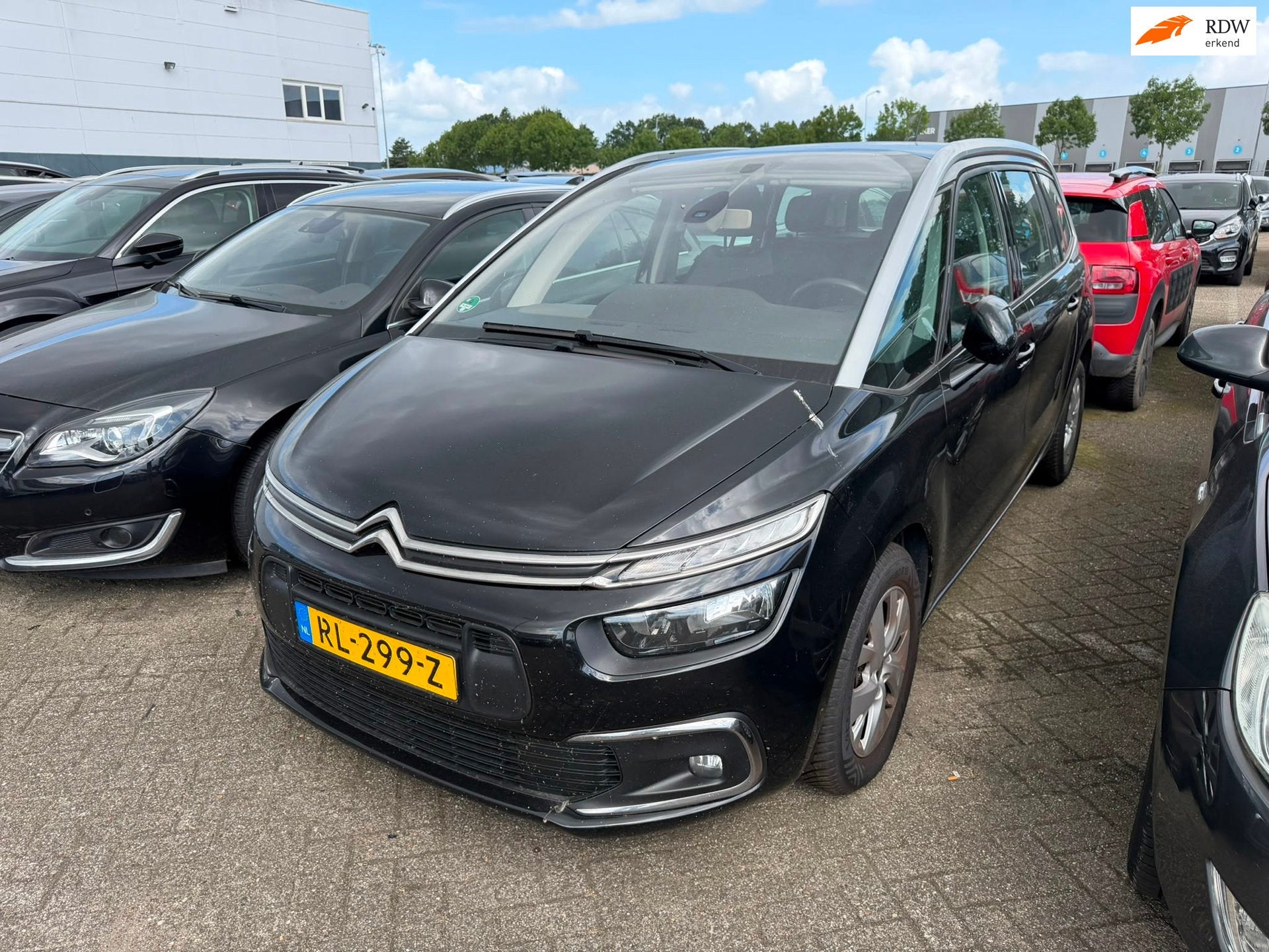 Citroen Grand C4 Picasso 1.2 PureTech Business, Voorwielaandrijving, Gebruikt, Euro 6, 1199 cc