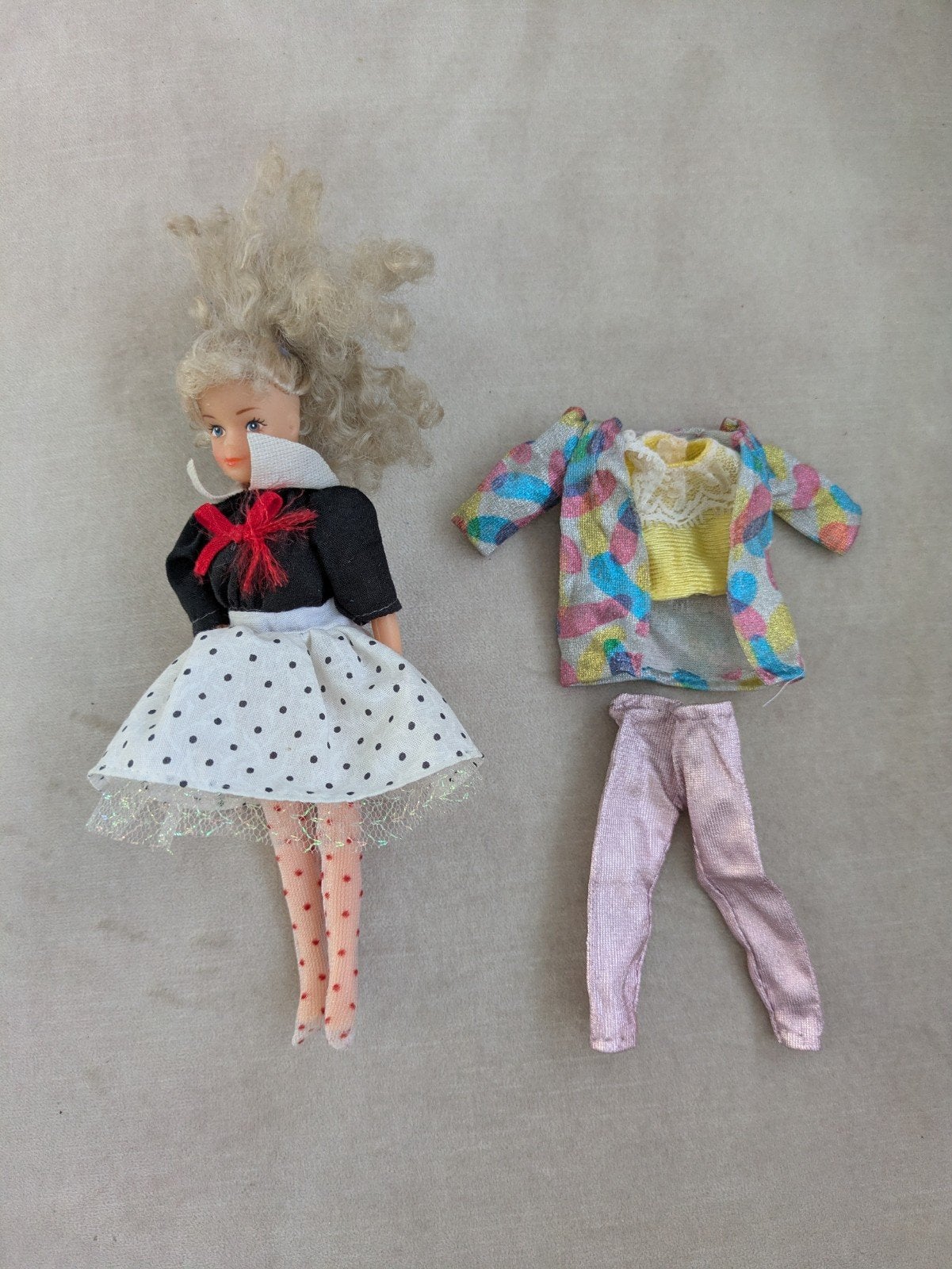 Vintage poppen: Barbie, babypop en meer (retro), Ophalen of Verzenden, Gebruikt, Barbie