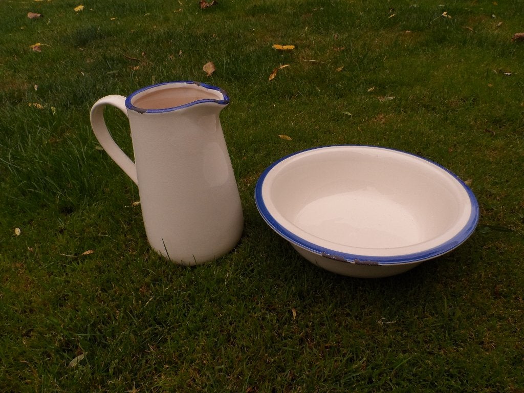 schaal met kan,water,bloemen,fruit,design brynxz,schaal, Huis en Inrichting, Nieuw, Ophalen of Verzenden, Overige stijlen, Glas