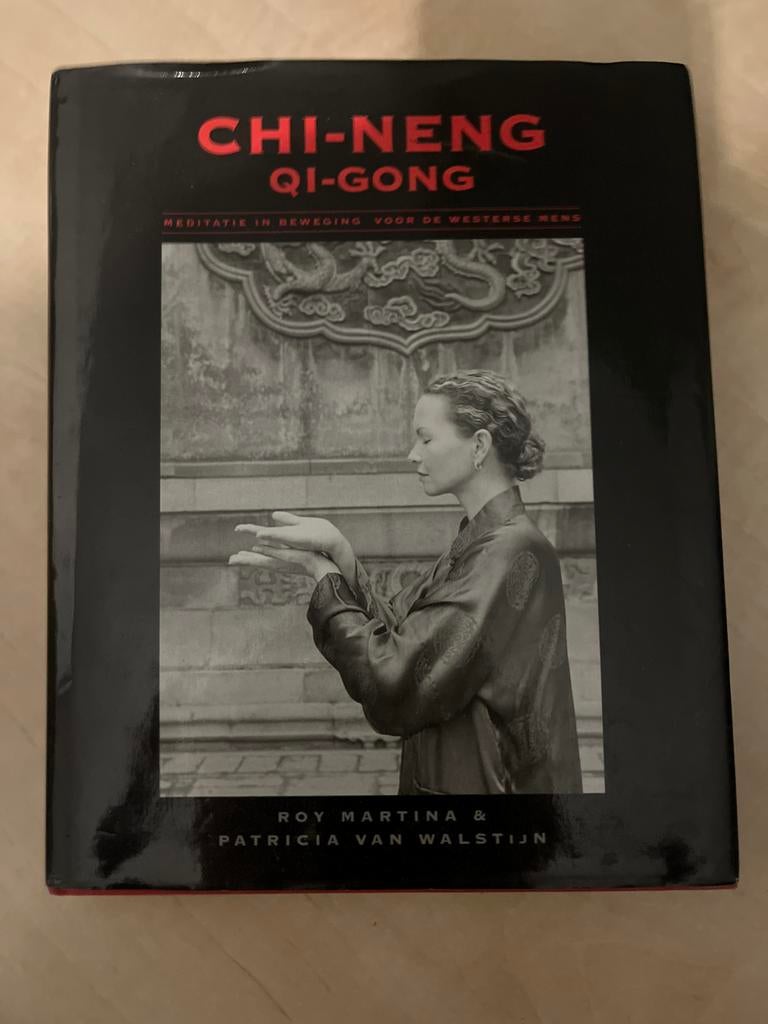 Chi-Neng Qi-Gong: Meditatie in Beweging, Ophalen of Verzenden, Zo goed als nieuw, Meditatie of Yoga, Achtergrond en Informatie