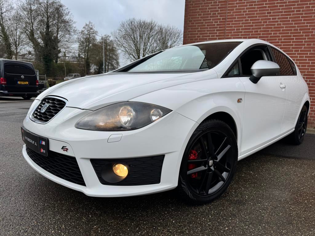 Seat Leon 1.4 TSI FR Facelift/ LEER/ 17" FR/ 5 Drs/ 125 PK !, Auto's, Seat, 125 pk, 4 cilinders, Leon, Wit