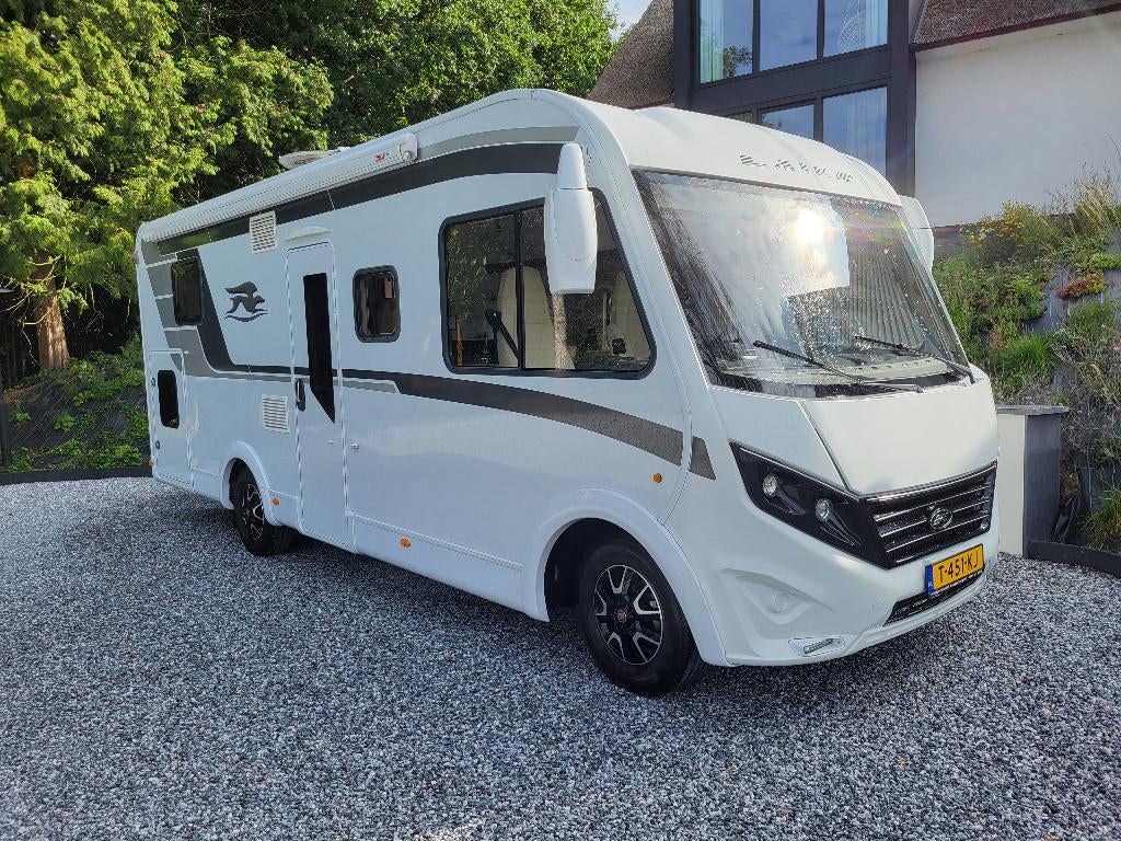 Luxe & volledig uitgeruste 4-P camper te huur! Veenendaal