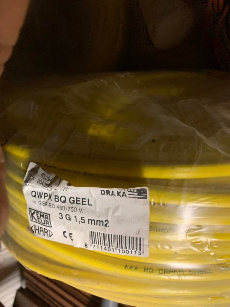 QWPK BQ Geel Kabel - 70mtr 3x1,5 mm, Doe-het-zelf en Verbouw, Elektra en Kabels, Verzenden, Nieuw, Kabel of Snoer