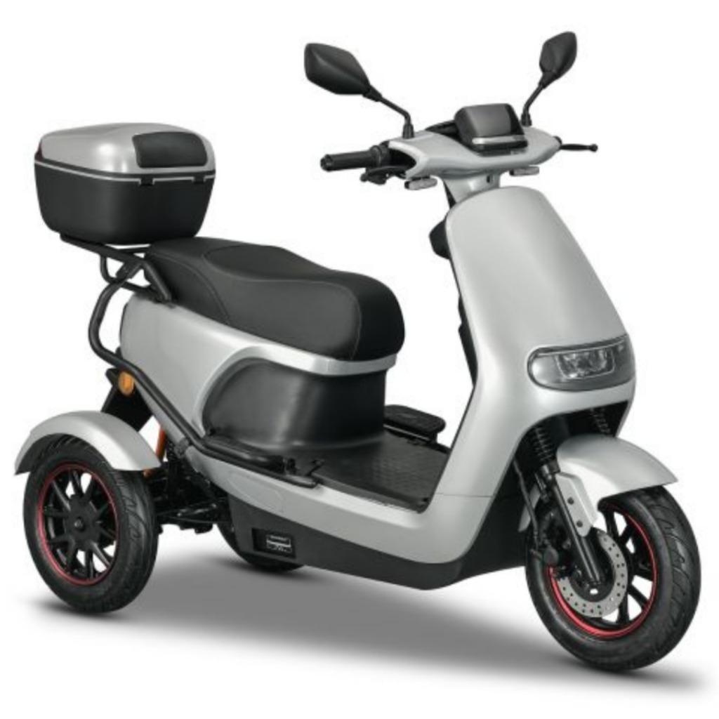 Scootmobiel Iva TR 3  T3 2.0 zonder helmplicht en  rijbewijs, Diversen, Overige merken, Nieuw, Ophalen of Verzenden, 16 km/u of meer