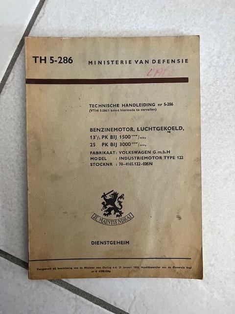 Voorschriften Fal, Pistool, LAW, AT-4, Jeep, Laro, YA, Uzi, Ophalen of Verzenden, Landmacht, Nederland, Boek of Tijdschrift