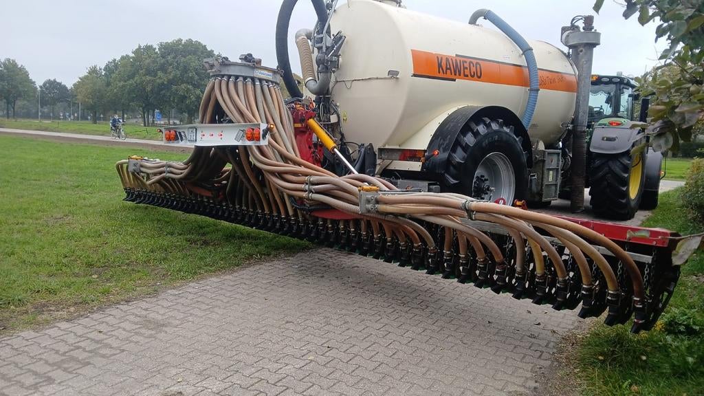 Roelama mesttank dubbeltwin 4 wiel 16000 liter giertank, Ophalen, Gewasbescherming en Bemesting