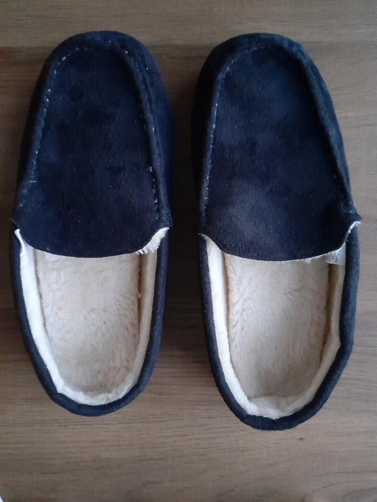 Warme pantoffels, NIEUW, 50% korting, maat 43, Ophalen of Verzenden, Nieuw, Pantoffels of Sloffen